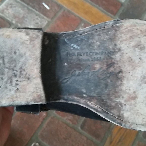 Boots - Picture 2 of 7